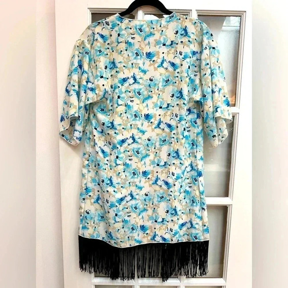 LuLaRoe | Monroe Watercolor Blue Taupe Floral Black Fringe Kimono Coverup Size S - Picture 2 of 9